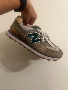 New Balance White and Black Comfort Sneaker